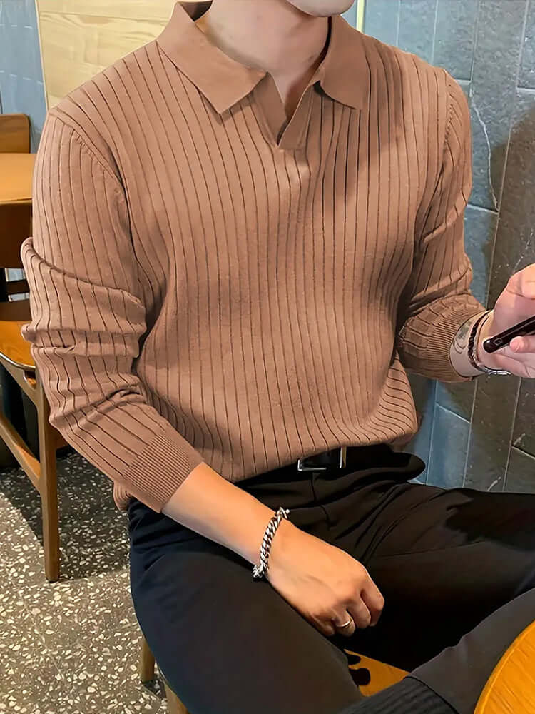 Men's slim knit polo shirt in textured waffle design, styled for casual looks and modern comfort.